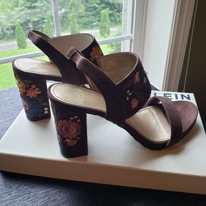 Anne Klein Orinda Sandals
